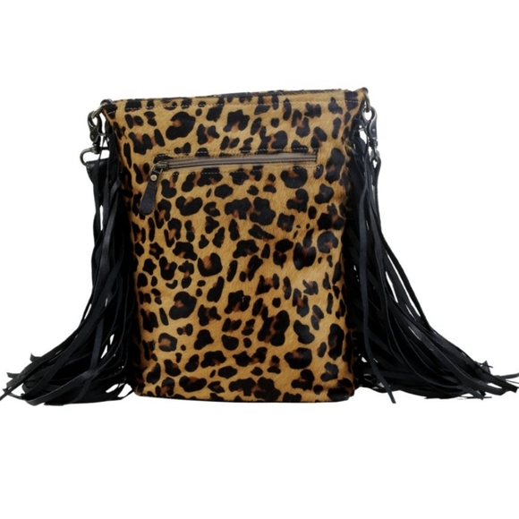 NWT Myra Shoulder Bag - Picture 2 of 5